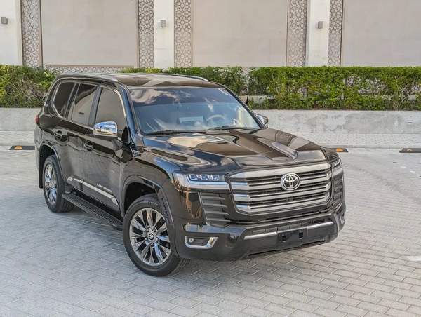 TOYOTA LAND CRUISER 2008 FACELIFTED 2025 WITH INTERIOR AND EXTERIOR GCC V6 4.0L