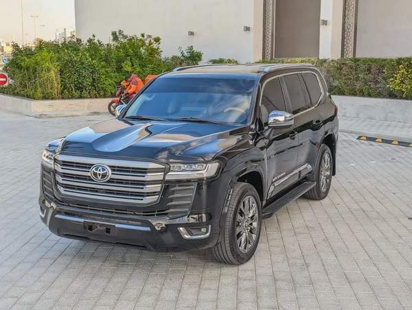 TOYOTA LAND CRUISER 2008 FACELIFTED 2025 WITH INTERIOR AND EXTERIOR GCC V6 4.0L