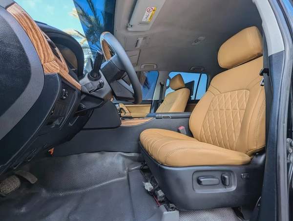 TOYOTA LAND CRUISER 2008 FACELIFTED 2025 WITH INTERIOR AND EXTERIOR GCC V6 4.0L