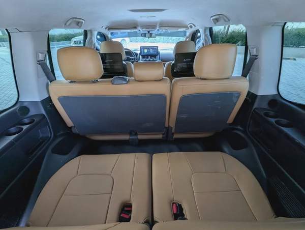 TOYOTA LAND CRUISER 2008 FACELIFTED 2025 WITH INTERIOR AND EXTERIOR GCC V6 4.0L