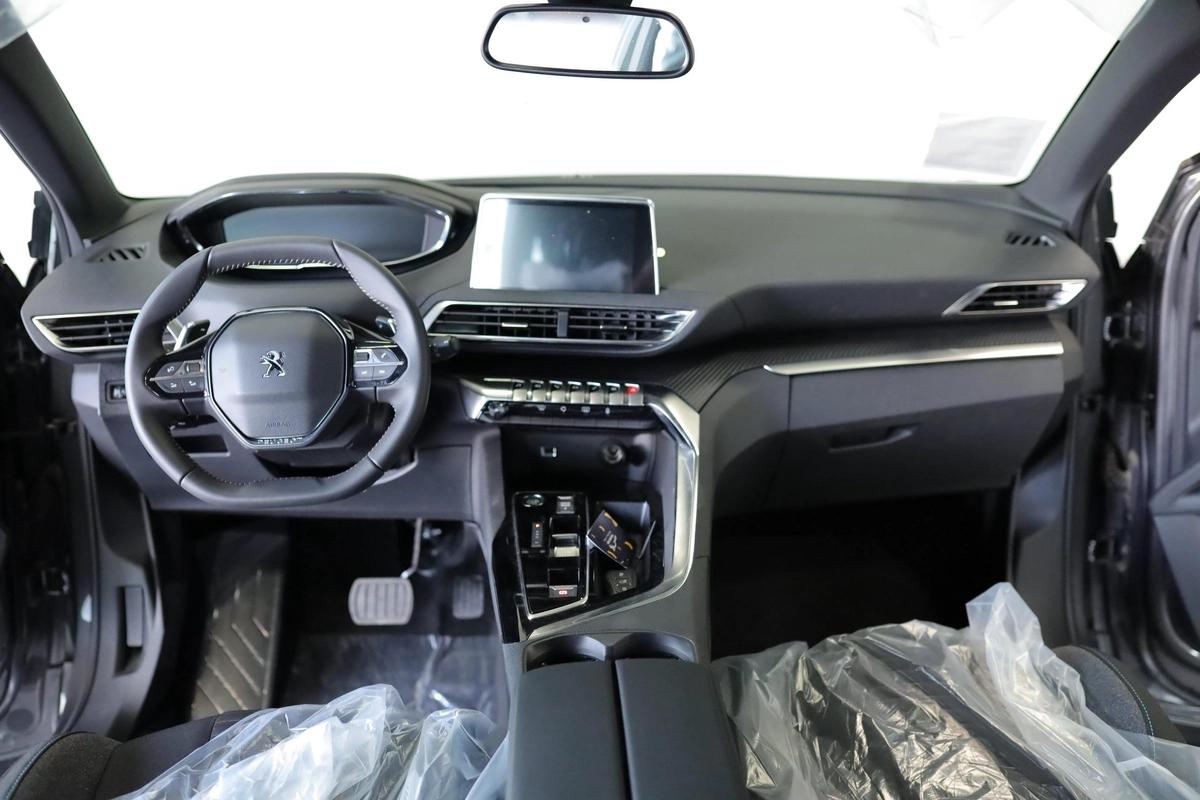 Peugeot 3008 1.6L Turbo 2025-13-13