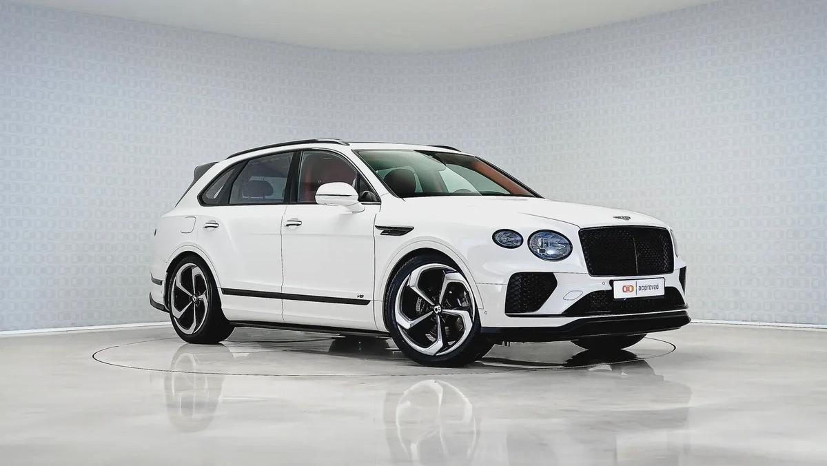 Special Offer | AED 10,330 PM | Carbon Fibre Package | Bentayga V8-1-1