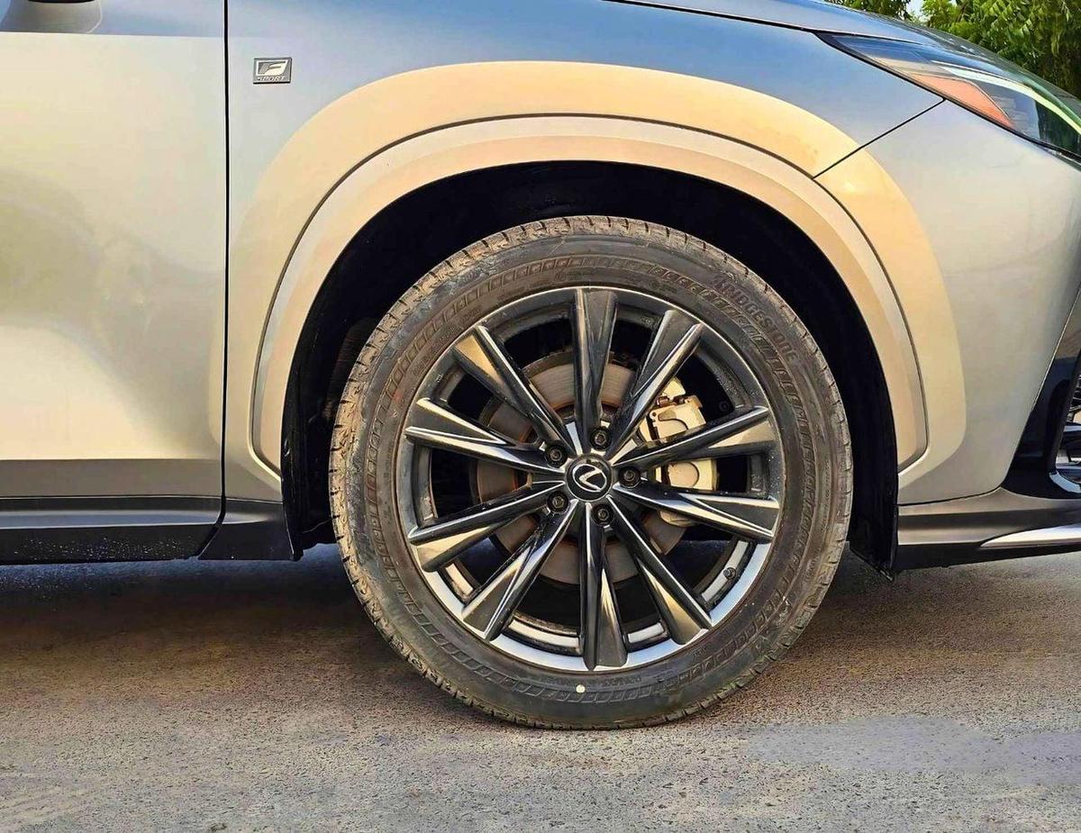 Lexus NX350 F SPORT TURBO CHARGED / PANORAMIC ROOF/ 275 HP ENGINE / 2.4L PETROL AWD (CODE#NXP3F)-6-6