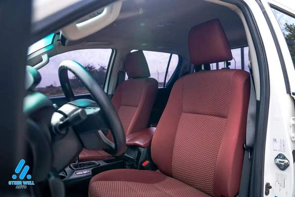2022 Toyota Hilux GL 2.7L Automatic – GCC Specs Dual Cab | Tough Performance, Ready to Drive Today