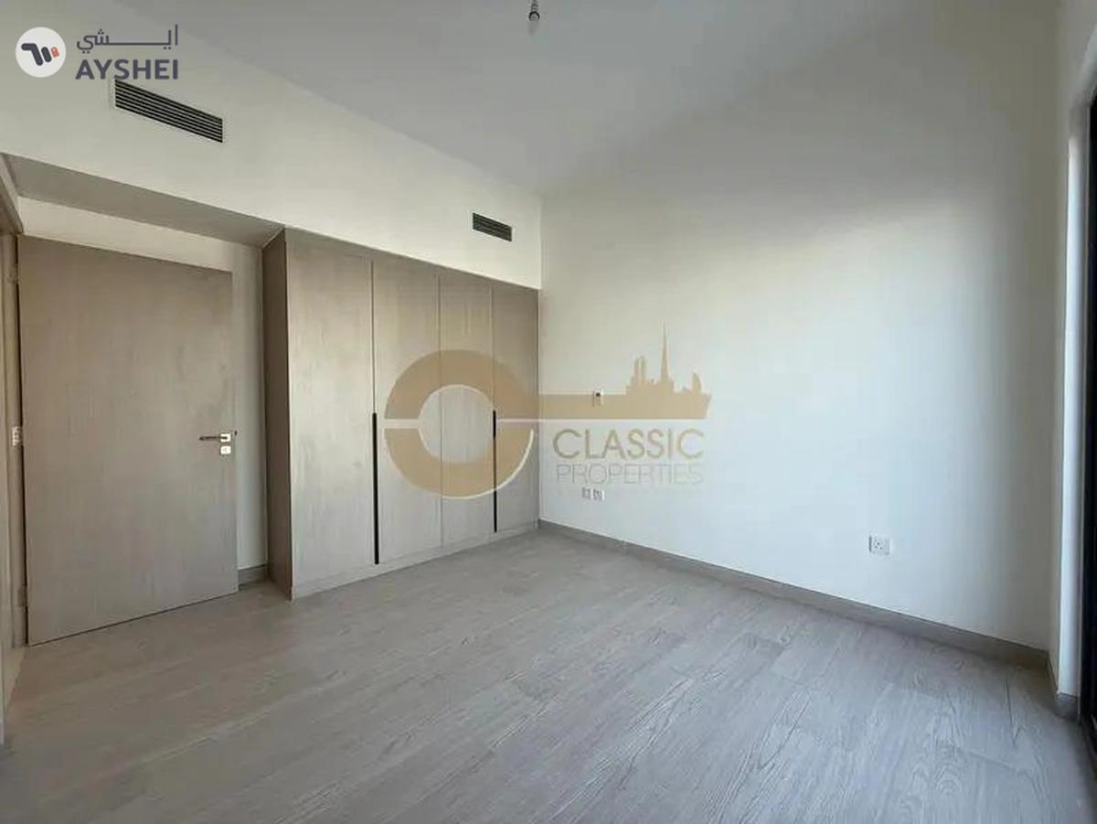 Lavish TH 4 bed | Corner Unit | Single Row-14-14