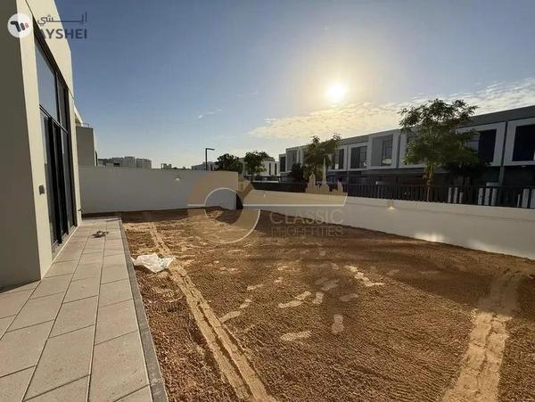 Lavish TH 4 bed | Corner Unit | Single Row