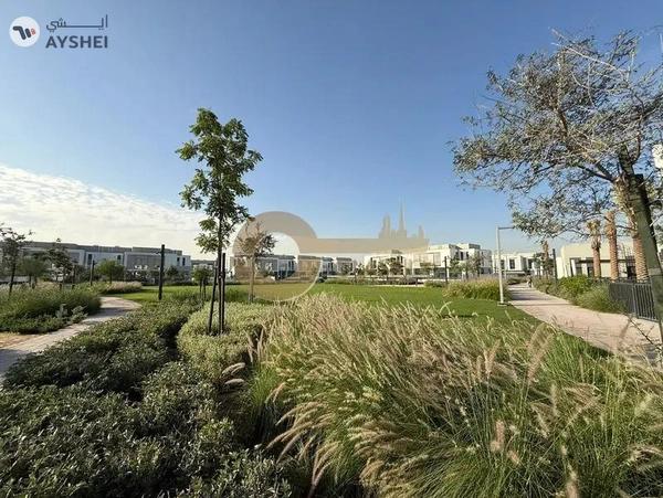 Lavish TH 4 bed | Corner Unit | Single Row