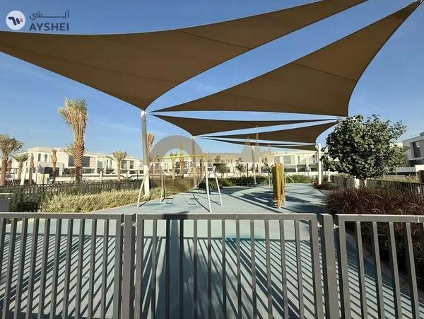 Lavish TH 4 bed | Corner Unit | Single Row