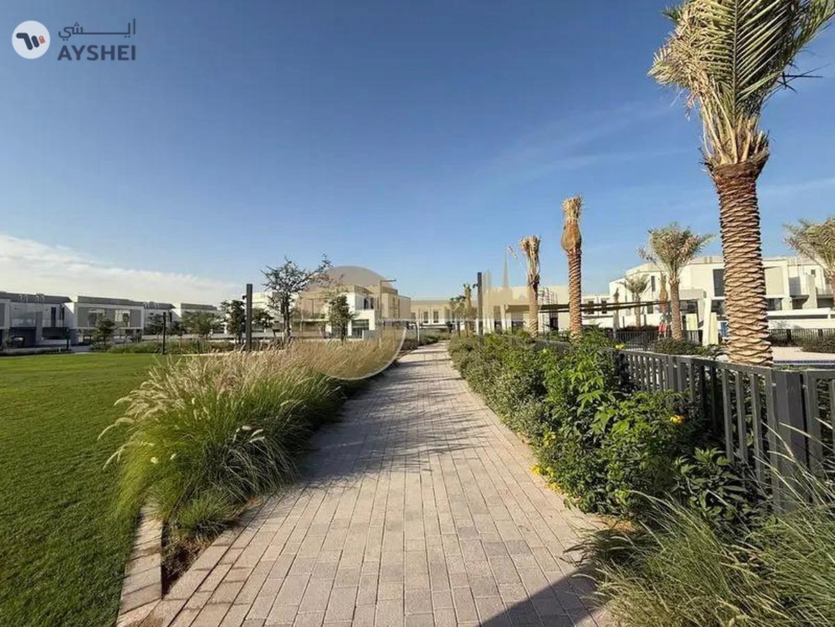 Lavish TH 4 bed | Corner Unit | Single Row-26-26