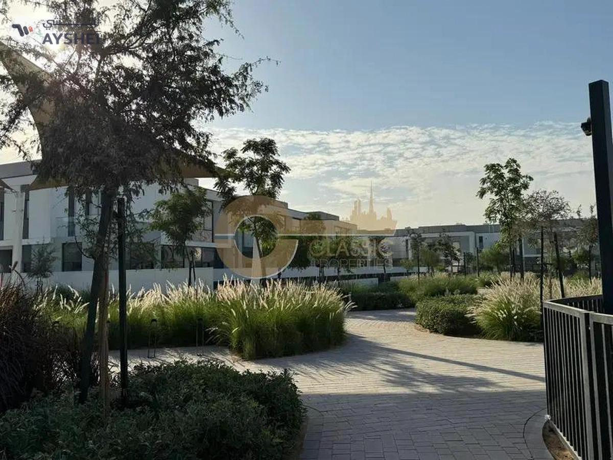 Lavish TH 4 bed | Corner Unit | Single Row-29-29