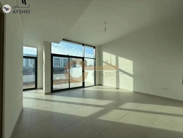 Lavish TH 4 bed | Corner Unit | Single Row