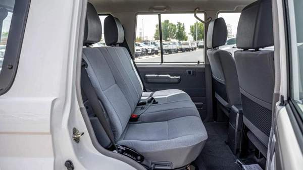 Toyota Land Cruiser 70 LAND CRUISER HARDTOP 5DOOR 4.5L