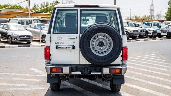 Toyota Land Cruiser 70 LAND CRUISER HARDTOP 5DOOR 4.5L