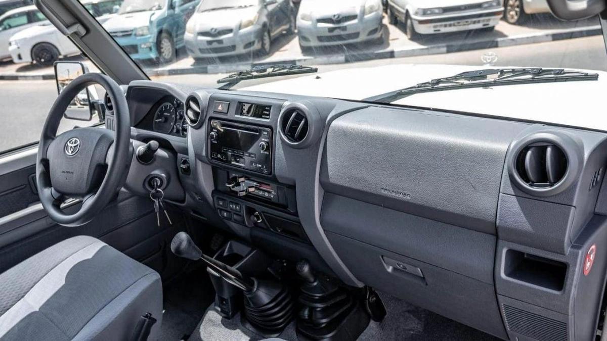 Toyota Land Cruiser 70 LAND CRUISER HARDTOP 5DOOR 4.5L-10-10