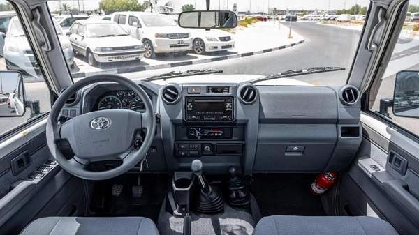 Toyota Land Cruiser 70 LAND CRUISER HARDTOP 5DOOR 4.5L