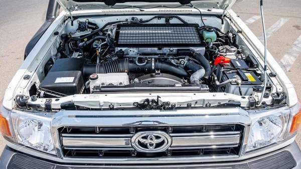 Toyota Land Cruiser 70 LAND CRUISER HARDTOP 5DOOR 4.5L