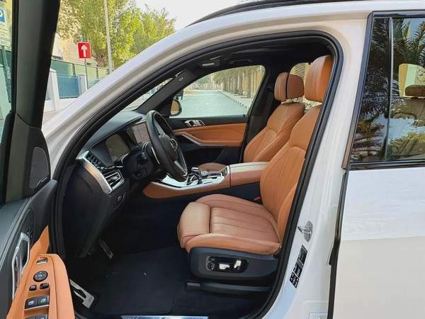 BMW X5 2019-106000KM-GCC Specs - Excellent Condition