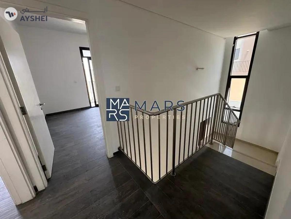 End Unit Villa With Study Room in Excellent Community-9-9