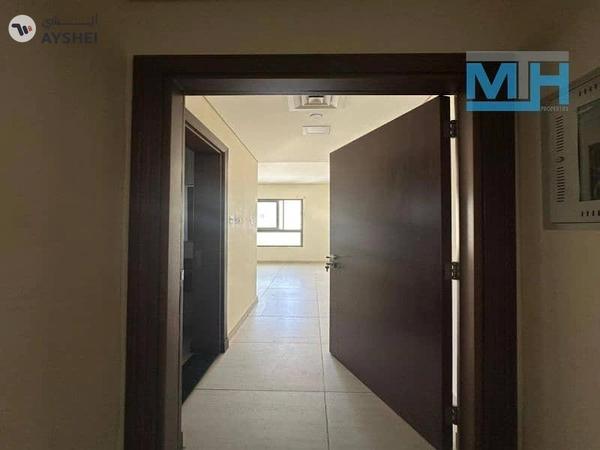 Yasmeen Building, Al Jaddaf, Dubai