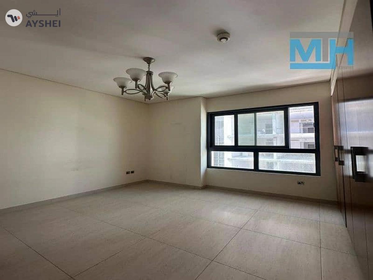 Yasmeen Building, Al Jaddaf, Dubai-1-1