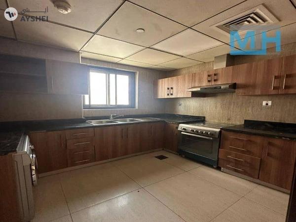 Yasmeen Building, Al Jaddaf, Dubai