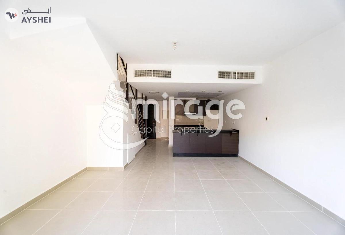 TOWNHOUSE FOR SALE IN ARABIAN STYLE, AL REEF VILLAS-6-6