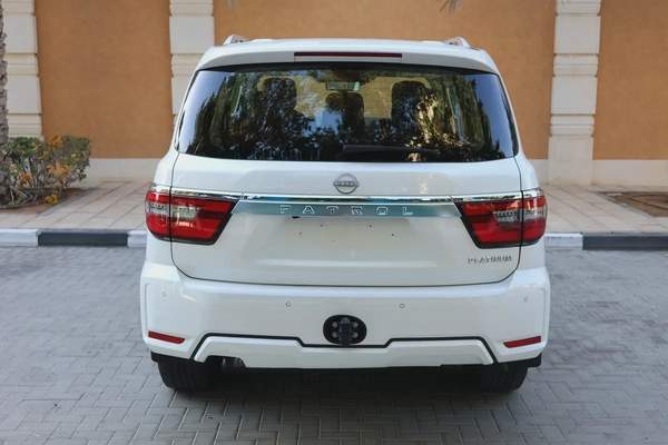 PATROL V6 SE PLATINUM - GCC SPECS - PPF - WARRANTY AND SERVICE - ACCIDENT FREE -