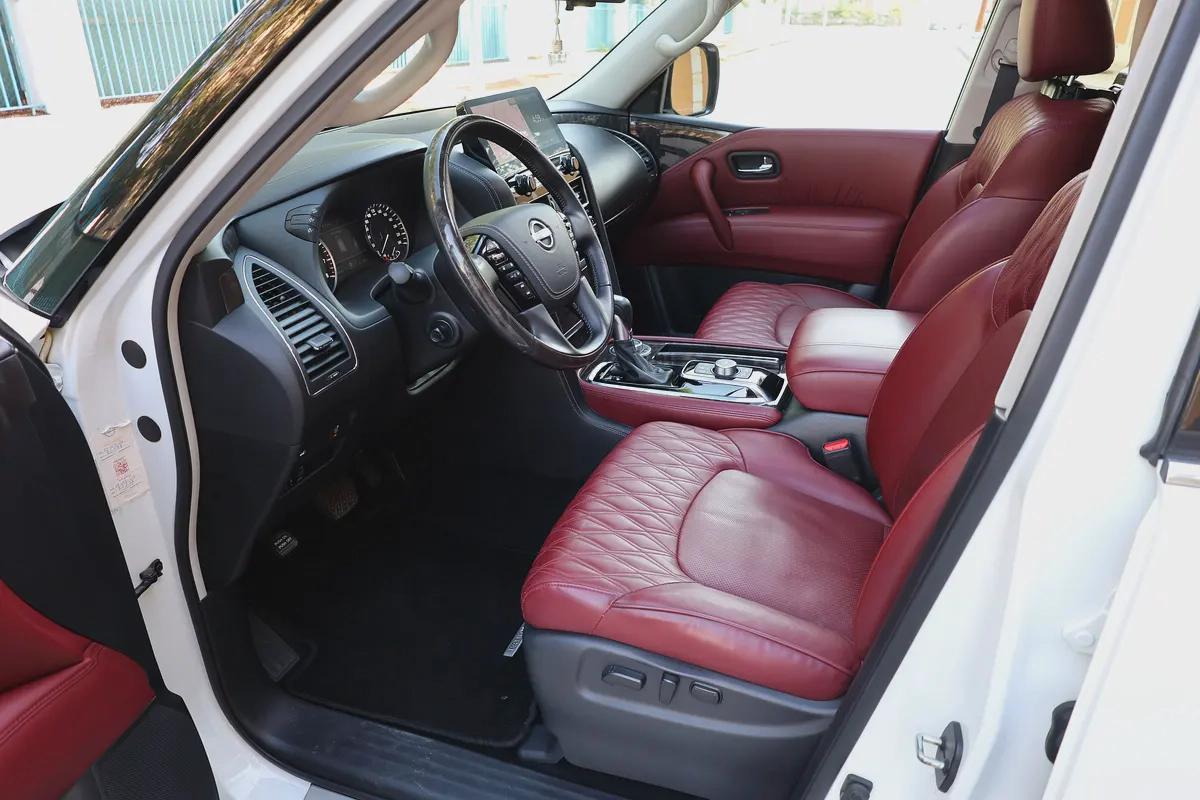 PATROL V6 SE PLATINUM - GCC SPECS - PPF - WARRANTY AND SERVICE - ACCIDENT FREE --11-11