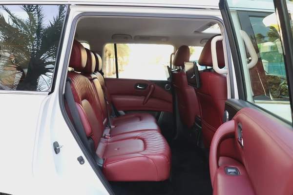 PATROL V6 SE PLATINUM - GCC SPECS - PPF - WARRANTY AND SERVICE - ACCIDENT FREE -