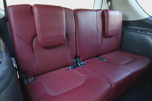 PATROL V6 SE PLATINUM - GCC SPECS - PPF - WARRANTY AND SERVICE - ACCIDENT FREE -