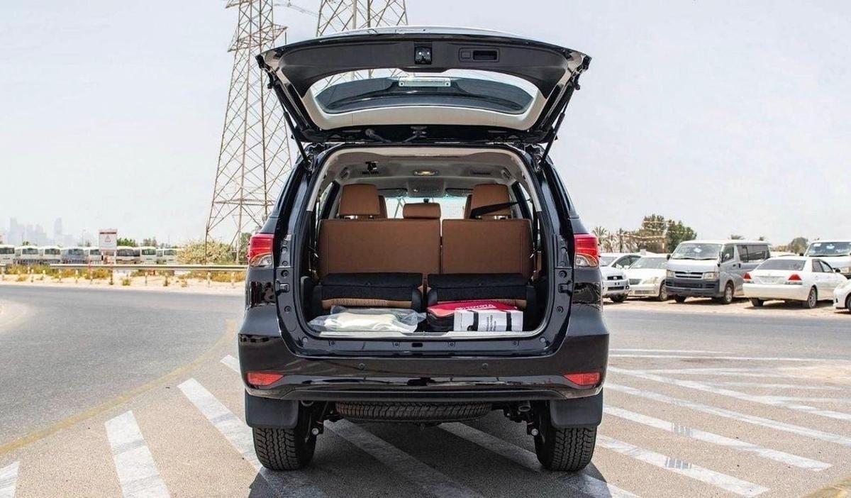 Toyota Fortuner FORTUNER 2.7L V4 2WD-5-5