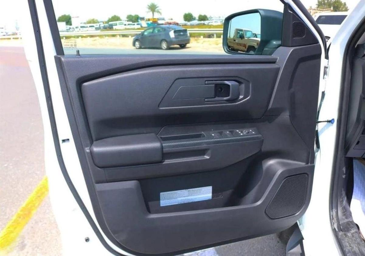 Mitsubishi L200 Mitsubishi L200Triton GLX PTR MT MY2025-16-16