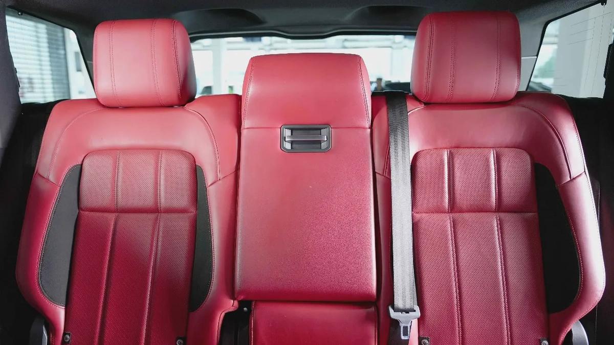2019 - RANGE ROVER SPORT HSE DYNAMIC - GCC - IMMACULATE CAR-18-18
