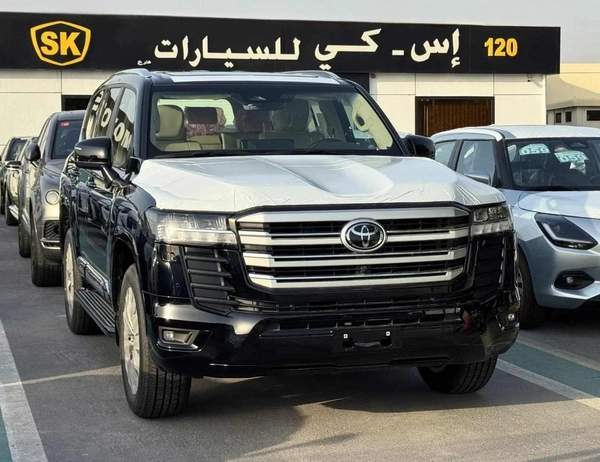 Toyota Land Cruiser GXR HIGH OPTN 4.0L PETROL V6 OMAN SPECS /RADAR /360 CAMERA | SOFT CLOSE DOOR
