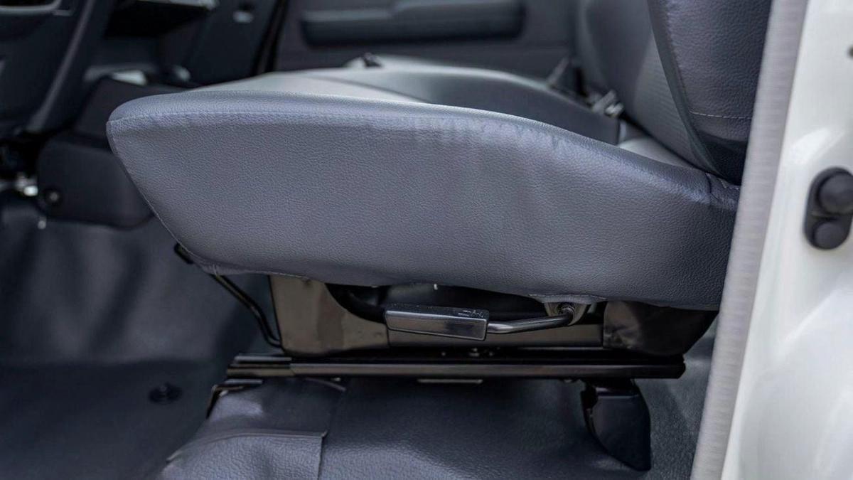 Toyota Land Cruiser Pick Up Toyota Land Cruiser Pick-up DC 4.2L Diesel MT 2024-9-9