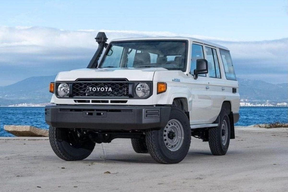 Toyota Land Cruiser 70 LC76 HARDTOP 5DOOR 4.5L V8 DIESEL-0-0
