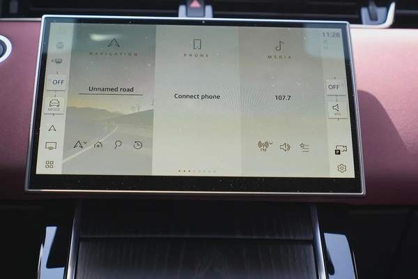 RANGE ROVER EVOQUE SE P250 DYNAMIC 2025!! FIVE YEARS WARRANTY!! THREE YEARS SERVICE CONTRACT