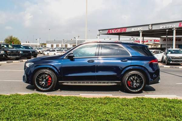2022 - BENZ GLE63 S AMG - SUPER CLEAN - LIKE NEW - ONLY 35,000 KM