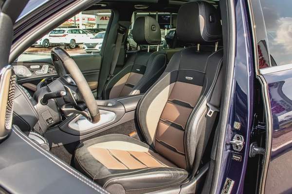 2022 - BENZ GLE63 S AMG - SUPER CLEAN - LIKE NEW - ONLY 35,000 KM