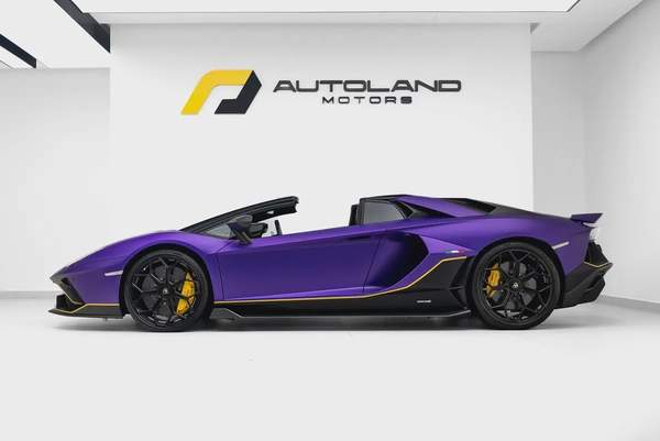 2022 LAMBORGHINI AVENTADOR ULTIMAE 01 OF 250. FULL CARBON