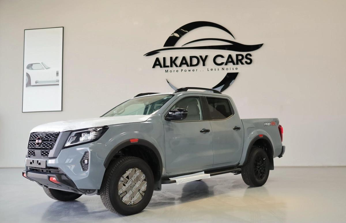 NISSAN NAVARA 2.5 DIESEL PRO4X 4X4 AT 2025-5-5