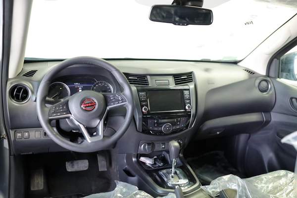 NISSAN NAVARA 2.5 DIESEL PRO4X 4X4 AT 2025