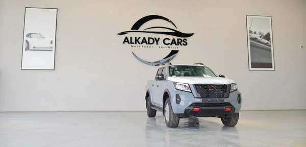 NISSAN NAVARA 2.5 DIESEL PRO4X 4X4 AT 2025