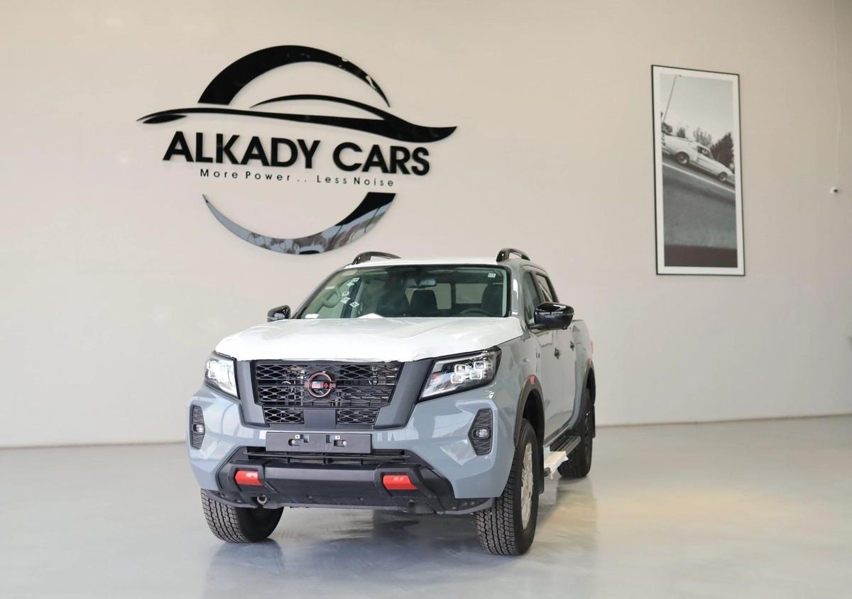 NISSAN NAVARA 2.5 DIESEL PRO4X 4X4 AT 2025-15-15