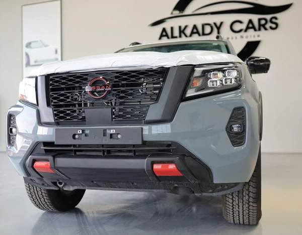 NISSAN NAVARA 2.5 DIESEL PRO4X 4X4 AT 2025