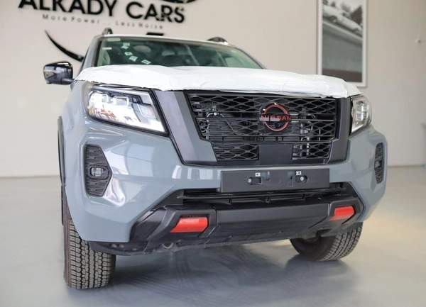 NISSAN NAVARA 2.5 DIESEL PRO4X 4X4 AT 2025