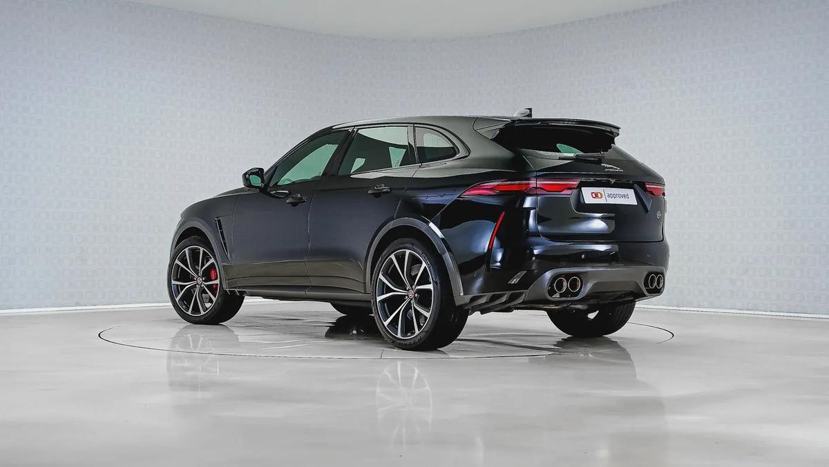 Special Offer | AED 4,423 PM | Super Low KM, Warranty, Service Oct 2028 | F Pace P550 SVR-2-2