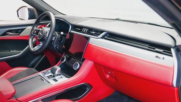 Special Offer | AED 4,423 PM | Super Low KM, Warranty, Service Oct 2028 | F Pace P550 SVR