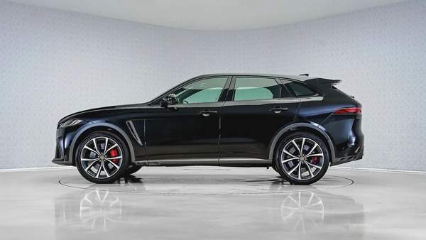 Special Offer | AED 4,423 PM | Super Low KM, Warranty, Service Oct 2028 | F Pace P550 SVR