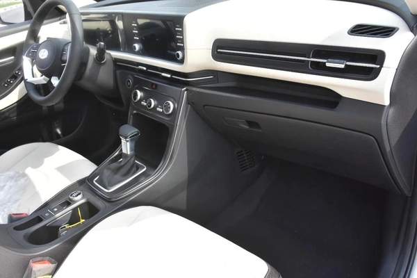 CRETA 1.5 GCC 2026 | SILVER